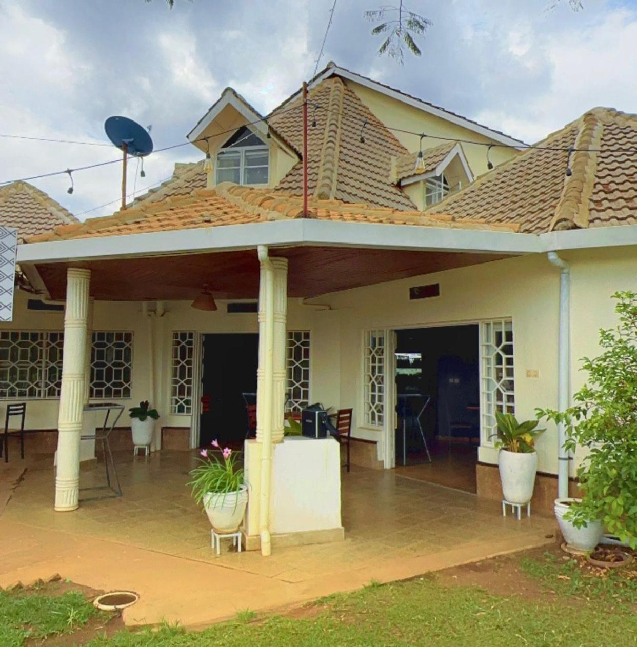 Tic Tac Boutique Hotel Kigali Exteriör bild